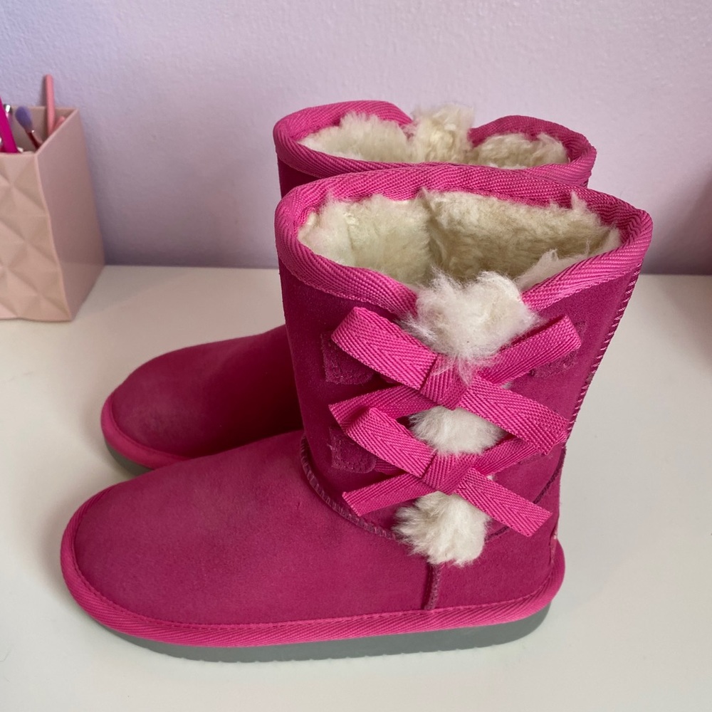 Kids koolaburra size 12 boots - brand new